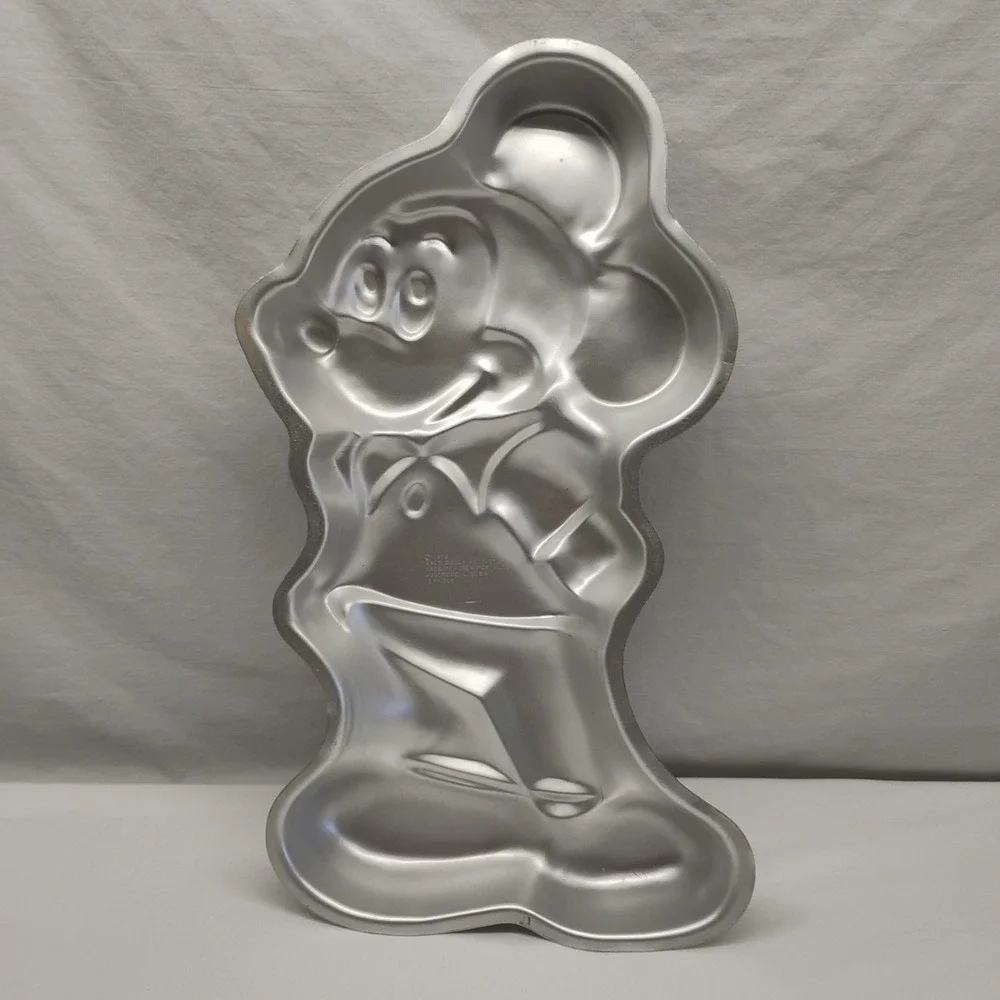 Vintage Wilton Mickey Mouse Cake Pan Mold 1978 3-D Full Body Disney 515-1805